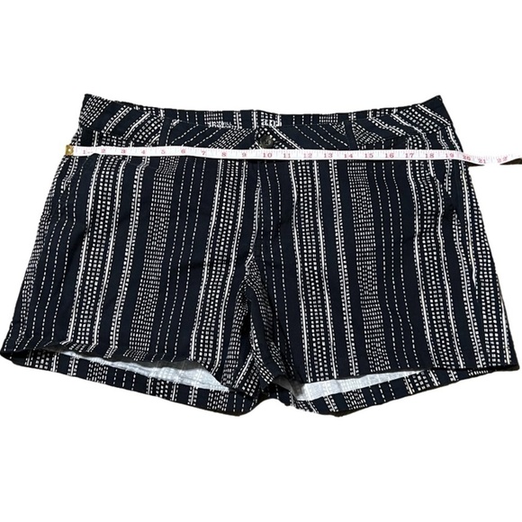 A.N.A Black White Brown Twill Shorts Women’s (Sz 16) - Picture 8 of 11